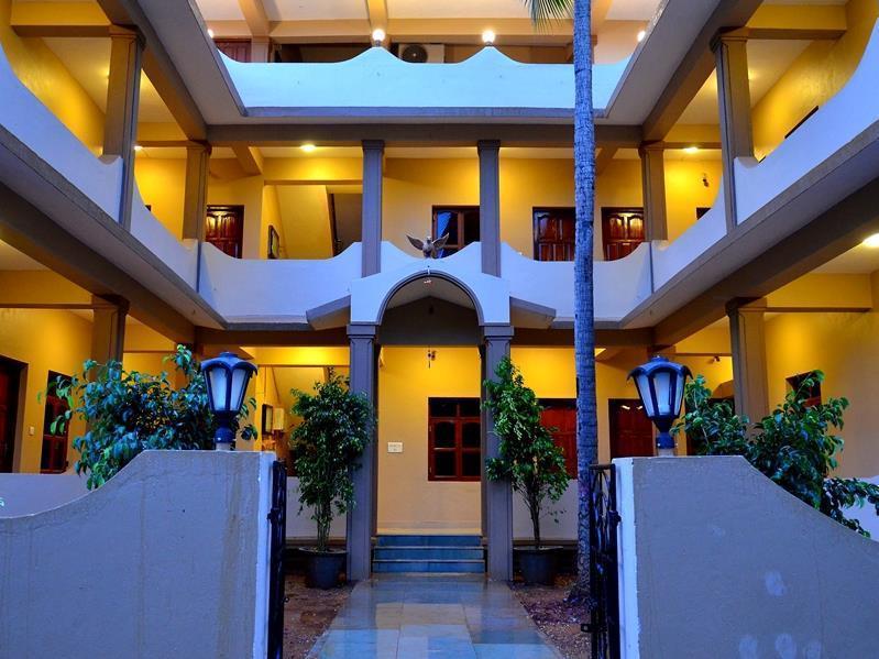 Garima Of Mandrem Hotel Exterior foto